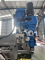 Machine à fraiser verticale universelle Tunan 5HW avec tirant pneumatique, moyenne capacité, broche NT40 R8 pour le travail des métaux
