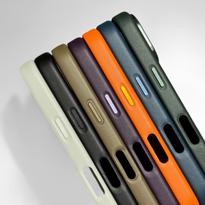 Custodia Magnetica in Pelle Originale <span class=keywords><strong>Apple</strong></span> per <span class=keywords><strong>iPhone</strong></span> 17 Pro Max, Cover Magnetica con Ricarica Wireless per <span class=keywords><strong>iPhone</strong></span> 16 Pro Max con Scatola - Product Image 4