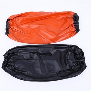 Manchons de protection en PVC rouge et noir, épaisseur 20-25 mil, imperméables et résistants à l'huile, pour adultes - Product Image 3