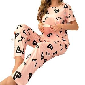 Conjunto de pijama térmico de fibra de bambú premium para mujer, conjunto de camisa y pantalones que absorben la humedad para usar en invierno. - Product Image 1