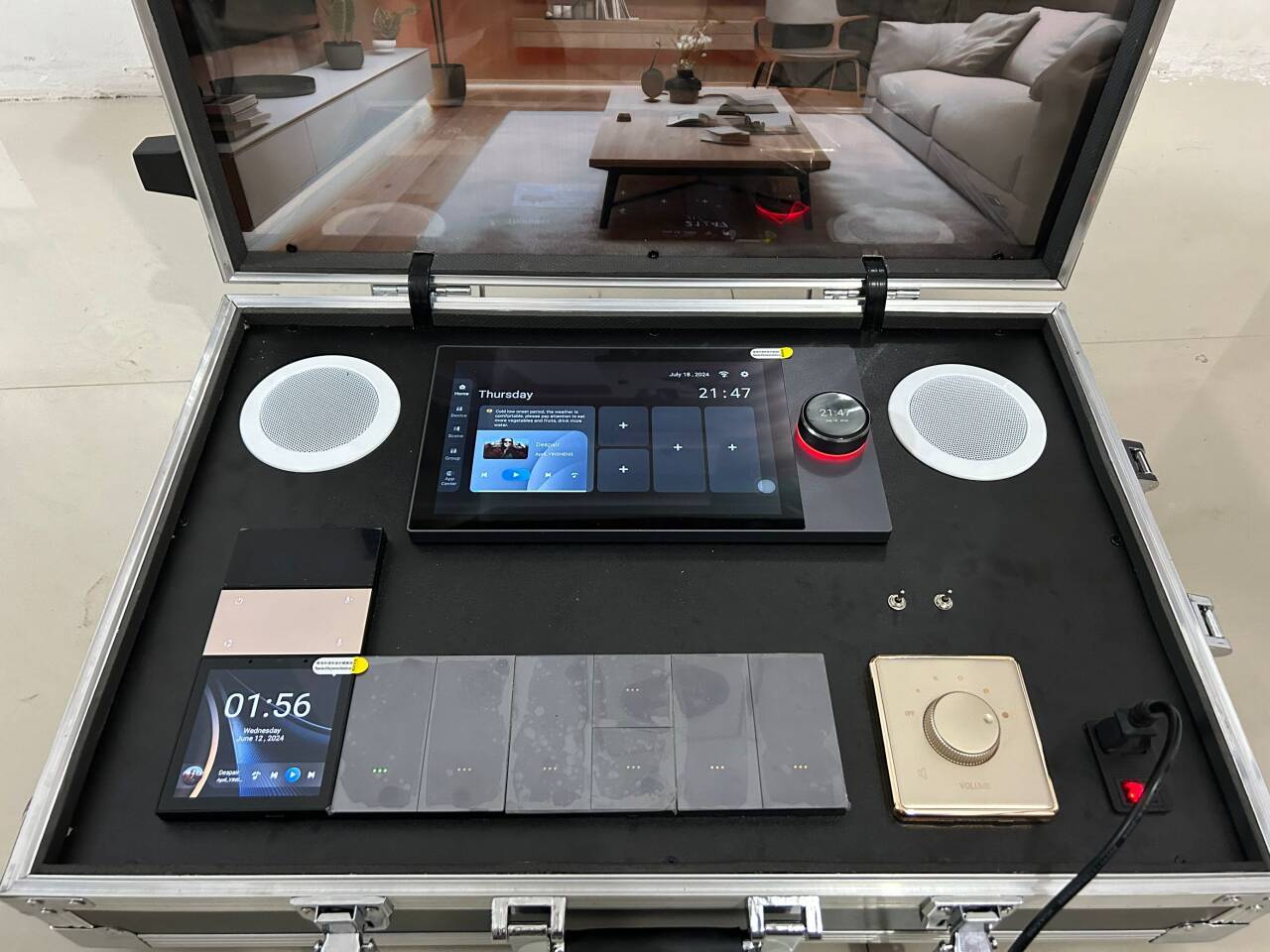 Tuya Smart Home Products Display Box Integrated Automation Demo Kit with Android Touch Panel for Hotel Management System · image 4