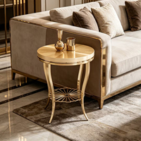 Nouvelle table d'appoint de luxe en métal doré, design minimaliste, table basse artisanale, forme ronde vintage, table d'appoint et de bout pour salon