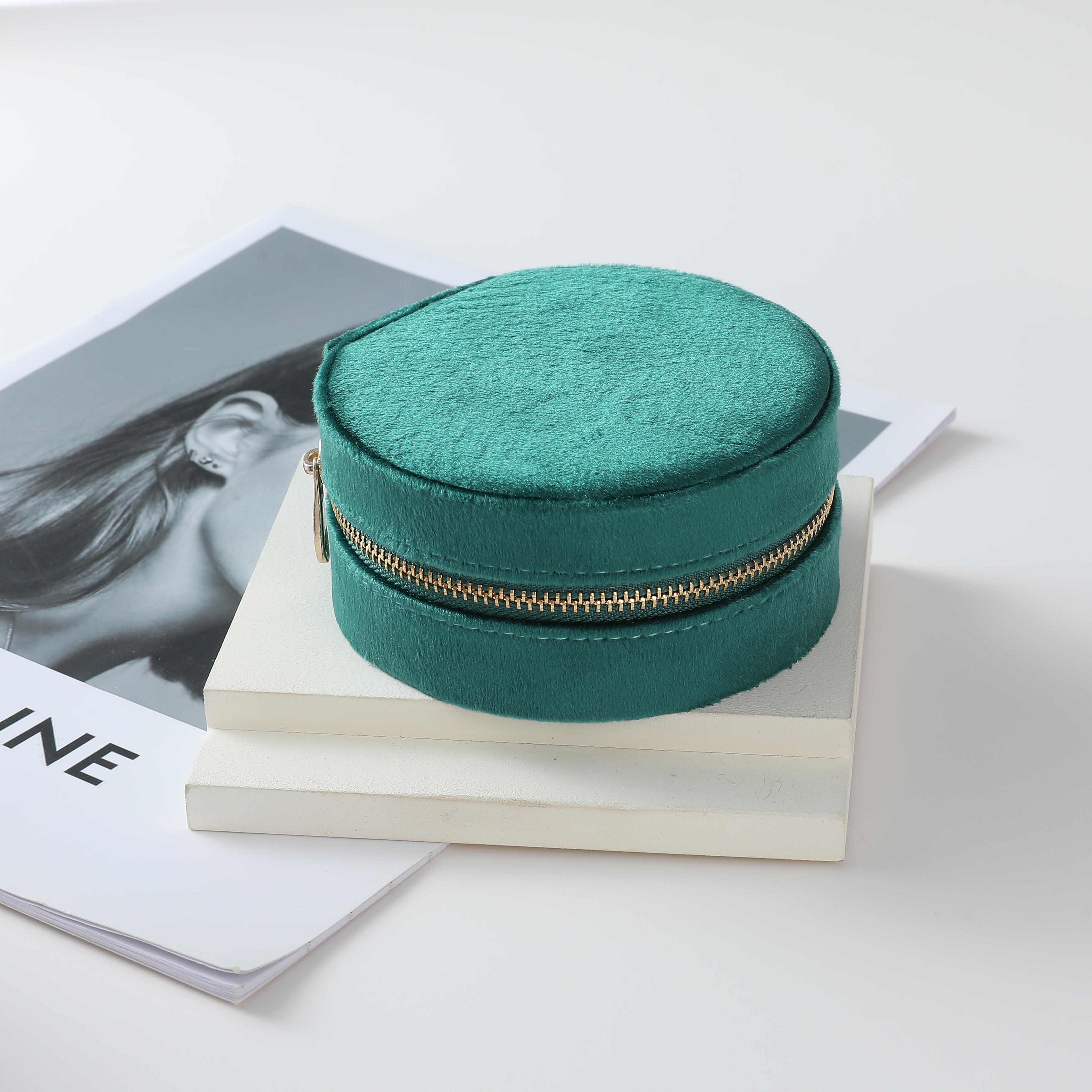 สีเขียว