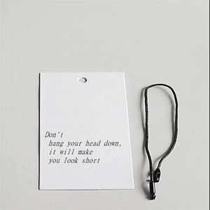 Etiquetas Colgantes Personalizadas de Lujo <span class=keywords><strong>para</strong></span> <span class=keywords><strong>Ropa</strong></span>, Etiquetas de Plástico <span class=keywords><strong>con</strong></span> Logotipo e Impresión de <span class=keywords><strong>Nombre</strong></span>, Etiquetas de Papel <span class=keywords><strong>con</strong></span> Cordón <span class=keywords><strong>para</strong></span> <span class=keywords><strong>Ropa</strong></span> <span class=keywords><strong>con</strong></span> Logotipo Propio - Product Image 4