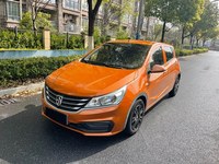 Voitures d'occasion pas chères 2016-2020 Baojun 310 1.2L Turbo Essence Manuelle Berline 5 places Intérieur Cuir Foncé