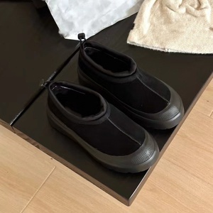 Botas de nieve de lujo para invierno, con forro interior grueso, suela gruesa y cálida, zapatos casuales con suela de goma, botas de nieve de marca de diseñador. - Product Image 4