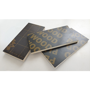 <span class=keywords><strong>Contreplaqué</strong></span> filmé noir 18 mm 21 mm 1220x2440 mm, <span class=keywords><strong>contreplaqué</strong></span> marin pour coffrage en béton - Product Image 1