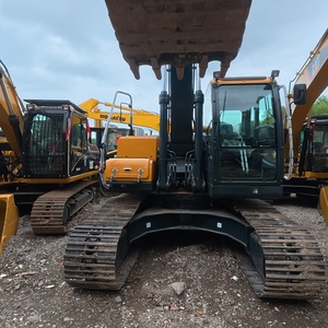 Excavadora de cadenas usada Hyundai de 22 toneladas para proyectos de ingeniería, importada, potente, con pintura original. - Product Image 4