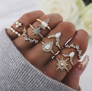 10 unids/set Bohemia Vintage forma de luna de plata chapado en oro nudillo de <span class=keywords><strong>Midi</strong></span> dedo anillo de Metal de las mujeres conjunto de anillo - Product Image 1