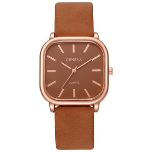 Stylish and elegant square dial leather strap quartz <b>watch</b> for <b>men</b> and women - Product Image 3
