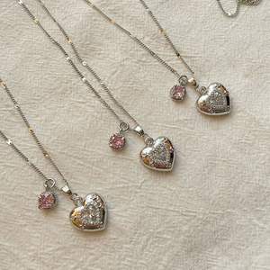 สร้อยคอจี้เงินแท้ S925 ลายดอกไม้สี่กลีบสไตล์ญี่ปุ่น ประดับมุก ดีไซน์สวยหรู จี้รูปใบโคลเวอร์สี่แฉก - Product Image 4