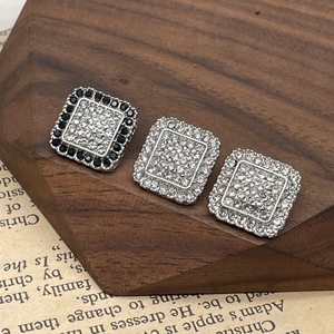 Giá Rẻ Giá Inset Kim Cương Nút Vuông Cho Quần Áo Thay Thế Pha Lê Khuy Măng Sét Tùy Chỉnh Của Phụ Nữ Áo Sơ Mi Blazer Rhinestone Nút - Product Image 5