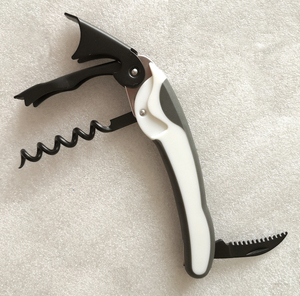 Tire-bouchon Premium en forme de tête de crevette, couleur personnalisée, Ouvre-bouteille multifonction en métal - Product Image 4