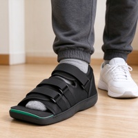 Botte post-opératoire à bout carré avec sangle de fixation pour stabilisation et soulagement après plâtre