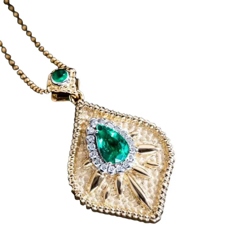 Made in China Aktions preis Modeschmuck Halskette Gioielli 18 Karat Gold Diamant Smaragd Blatt <span class=keywords><strong>Anhänger</strong></span> personal isierte Mode