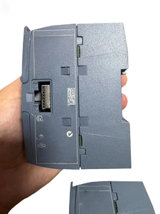 เซ็นเซอร์ควบคุม PLC โมดูลอุตสาหกรรม ของแท้ใหม่เอี่ยม 221-1BH32-0XB0 - Product Image 1