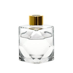 Bouteille diffuseur de parfum en verre carré personnalisable avec <span class=keywords><strong>bouchon</strong></span> en liège pour aromathérapie, vente en gros, plusieurs tailles - Product Image 1