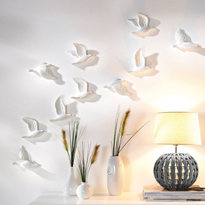 Decoración de Pared con Pájaros Voladores en Resina 3D Etechan, Arte de Paloma Blanca para Sala de Estar, Dormitorio y Hogar - Product Image 1