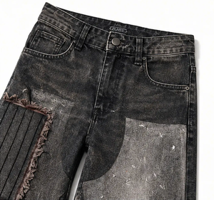 Jean cargo droit vintage noir délavé pour homme Wangsheng, taille mi-haute, avec bords bruts et empiècements en denim, style gothique - Product Image 4