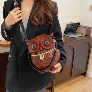 กระเป๋าถือหนังวีแกนสำหรับผู้หญิงกระเป๋าสะพายไหล่กระเป๋าคลัทช์หนัง PU สะพายข้างกระเป๋านกฮูกสำหรับผู้หญิงดีไซน์ใหม่2024 - Product Image 5