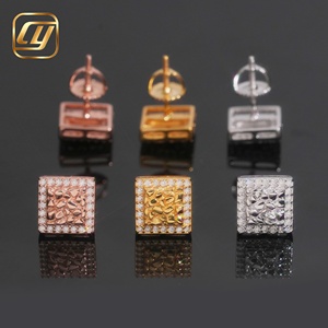 Boucles d'oreilles clous en moissanite VVS en argent S925, forme carrée creuse, gravées CNC, bijoux fins en gros, en stock - Product Image 3