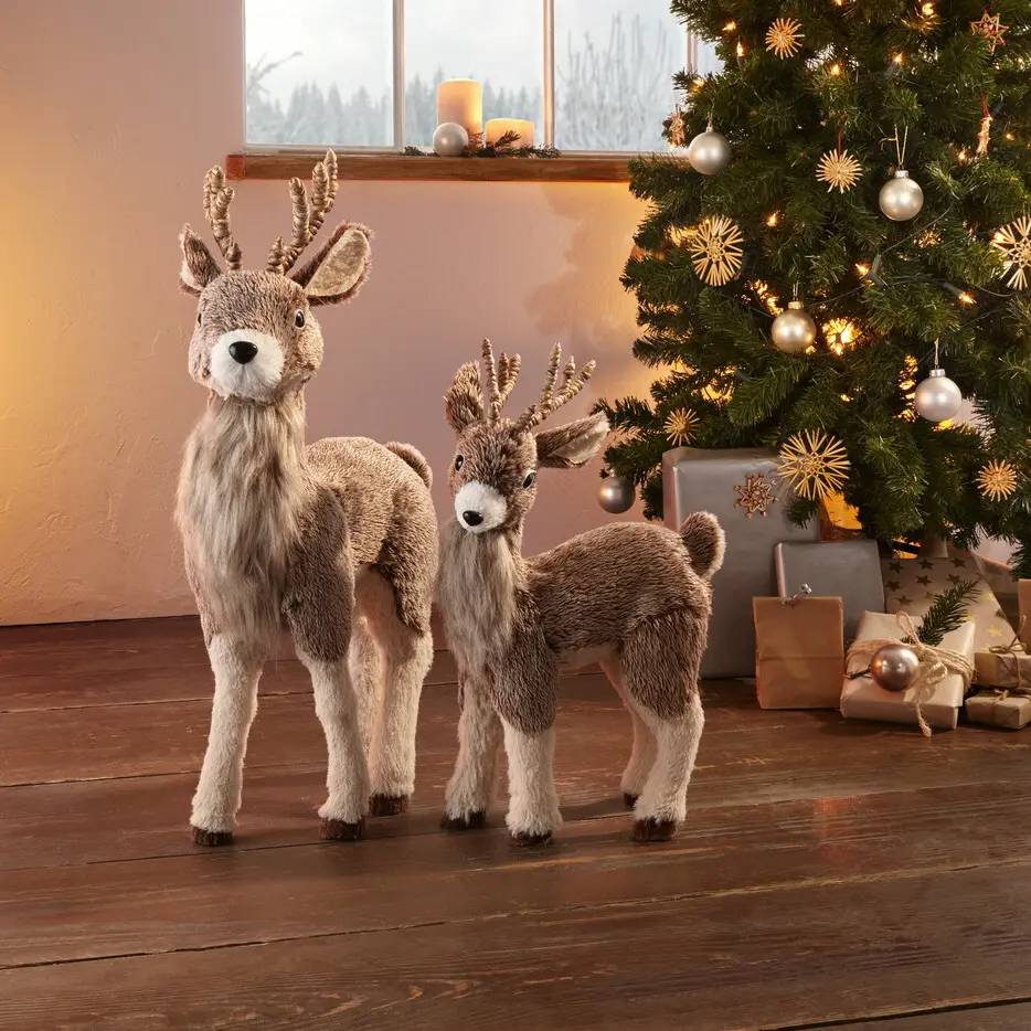 New Design Home Indoor Sisal Straw Animal Ornaments Moose Christmas Reindeer Decoration