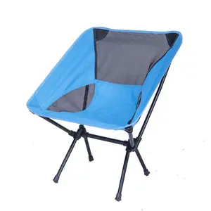 China Fabrikanten Blauwe Kleur Draagbare Opvouwbare Outdoor Stalen Opvouwbare Metalen Frame Camping Strandstoel
