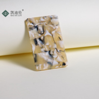 Plaque acrylique colorée à motif ondulé avec texture effet glace craquelée, service de découpe de panneaux en plastique PMMA