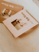 Cartes de bijoux personnalisées PandaSew avec logo de luxe, emballage en papier pour collier, bague, boucles d'oreilles, étiquettes et cartes