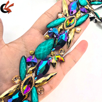 Accessoires de défilé de carnaval, garnitures en résine multicolores or et turquoise, appliques en strass pour costumes de carnaval des Caraïbes