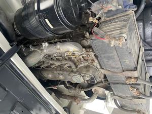 Chariot élévateur diesel TCM FD70 de 7 tonnes, capacité de 7000 kg, mât de 3 m, moteur Isuzu, équipement industriel lourd pour entrepôt - Product Image 5