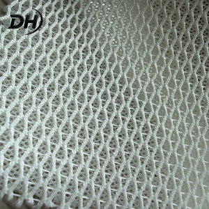Tela de Malla Sandwich 100% Poliéster Personalizada, Resistente al Desgaste, Transpirable y de Secado Rápido para la Parte Superior de Calzado Deportivo - Product Image 4