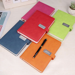 2026 A5 carnet de notes en cuir avec couverture de coloriage de style imprimé boucle magnétique agenda calendrier avec <span class=keywords><strong>plan</strong></span> d'horaire - Product Image 2