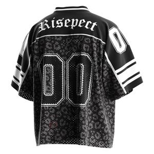 เสื้อฟุตบอลอเมริกันวินเทจ ออกแบบด้วยผ้าทอควบคุมความชื้นและกราฟิกสไตล์เรโทรสำหรับงานกิจกรรมเปิดเกม - Product Image 3