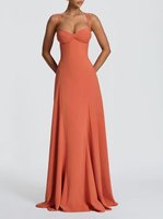 Nouvelle Robe de Soirée Été Jaune Crème à Bretelles Larges, Taille Cintrée et Jupe Ample Drapée