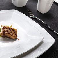 Assiettes carrées en céramique blanches en gros, personnalisables avec logo, en porcelaine, pour restaurants, hôtels et présentation de table à domicile