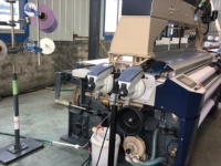 Machine à tisser à jet d'eau industrielle lourde haute vitesse pour tissus, 2 cannes/voûtes/rouleaux de tissu, pompe moteur 600 tr/min 5,5 kW haute performance
