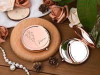 Cermin Saku Logam Logo Kustom Hadiah Promosi Cermin Mini Rias untuk Pengiring Pengantin Hadiah Tamu Pernikahan