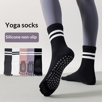 Nouvelles chaussettes de sport antidérapantes en coton tricoté à cinq doigts, à rayures, pour yoga et pilates, à tube long, collection automne-hiver