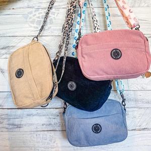 2023ベルベットコーデュロイ犬用ハーネスセットメーカーデザイナー犬用ハーネスとリーシュセット卸売高級カスタムロゴ犬用ハーネス - Product Image 4