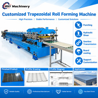 Machine de formage de rouleaux de tôles de fer trapézoïdales entièrement automatique pour tuiles de toiture Solution robotique à engrenage Production efficace