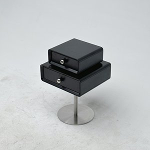 Table de <span class=keywords><strong>chevet</strong></span> moderne rotative créative nordique Table de <span class=keywords><strong>chevet</strong></span> Style crème Conception de <span class=keywords><strong>cube</strong></span> en bois pour Table de tiroirs de chambre - Product Image 1