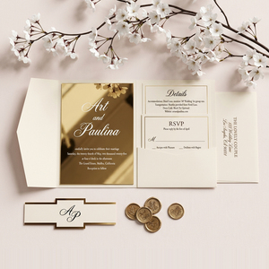 Suite di Inviti Matrimoniali Premium su Misura in Acrilico Dorato a Specchio, Cartella Pieghevole a Tre Ante di Alta Qualità Color Avorio con Biglietto Dettagli e Kit RSVP - Product Image 2