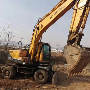 Excavadora de segunda mano HYUNDAI de 21 toneladas a la venta, menor cantidad de horas usadas - Product Image 1
