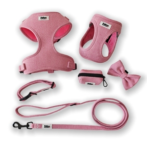 Set <span class=keywords><strong>Harness</strong></span> Anjing Premium Mewah Motif Twill Desainer Warna <span class=keywords><strong>Pink</strong></span> <span class=keywords><strong>Harness</strong></span> Anjing Anti Tarik Model Step-in Ukuran Kecil Set <span class=keywords><strong>Harness</strong></span> Tali Leher Hewan Peliharaan - Product Image 1