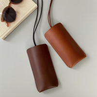 Étui à lunettes en cuir avec cordon réglable pour collier, pochette pour lunettes de soleil, idéal pour les cadeaux d'entreprise et les fêtes