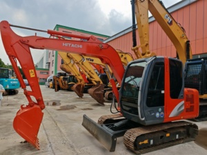 Mini-excavatrice Hitachi ZAXIS60 d'occasion, d'origine japonaise, à prix avantageux, durable, petite pelle sur chenilles, pour l'Afrique, l'Asie du Sud-Est, les routes agricoles. - Product Image 2