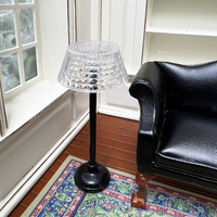 Mini lampe sur pied décorative, modèle de lampe sur pied non lumineuse à l'échelle 1:12 pour maison de poupée, pour la mise en scène et la décoration