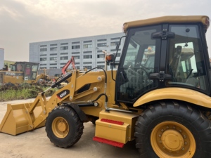 รถตักล้อยาง CAT 420F ใหม่เอี่ยม รถตักล้อยาง CAT 420F ของแท้พร้อมใช้งาน มีสินค้าในสต็อก เหมาะสำหรับงานโครงสร้างพื้นฐาน ฟาร์ม และการบำรุงรักษาถนน - Product Image 5