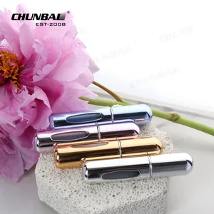 Wholesale Pretty Mini Round Dimension Clear Atomizer Decant 5Ml Inner Twist Perfume Spray Glass Bottle Vial With Pump Spray